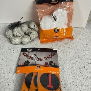 Hyde and Eek Halloween Décor Bundle